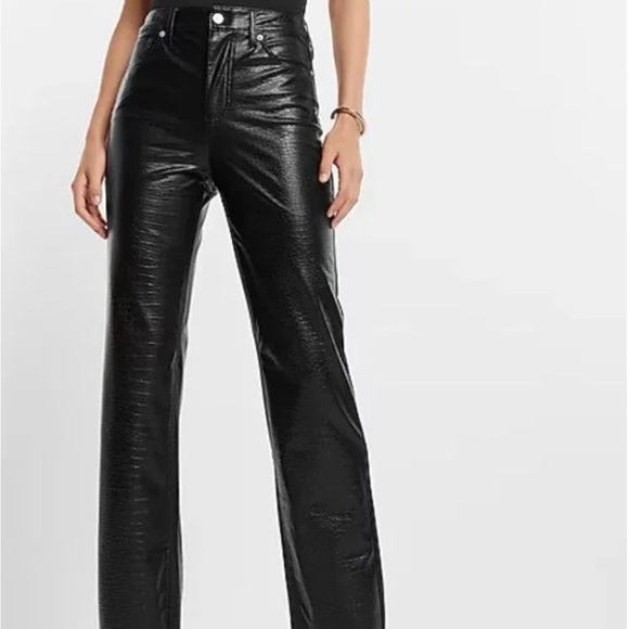 EUC NWOT EXPRESS SUPER HIGH WAISTED CROC FAUX LEATHER MODERN STRAIGHT PANT, 2S - Picture 1 of 5